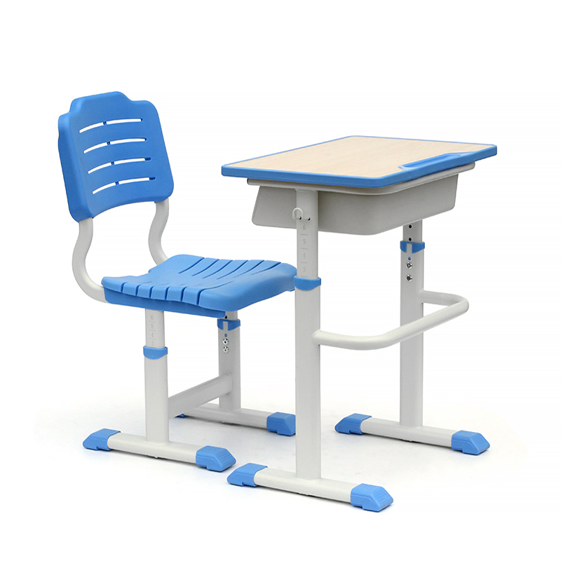 哪個價格的學生課桌椅比較合適?